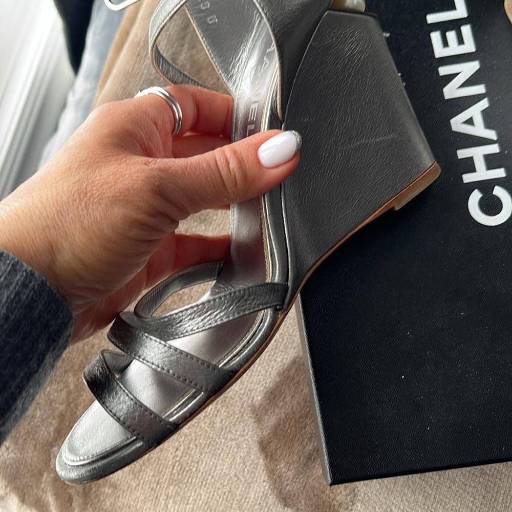 Chanel sandals 39.5 - Picture 5 of 12